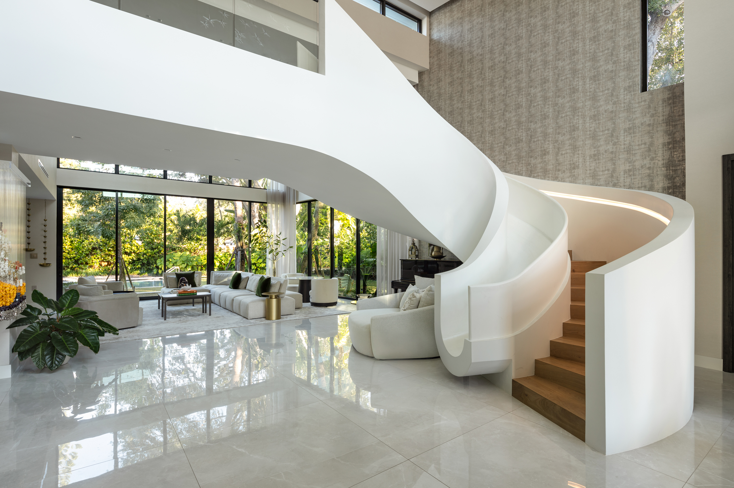 luxury home in Miami